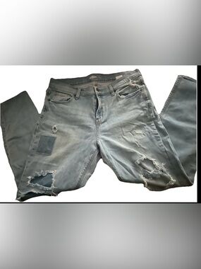 Old Navy Women's Distressed Boyfriend June Grass Jeans Size 11